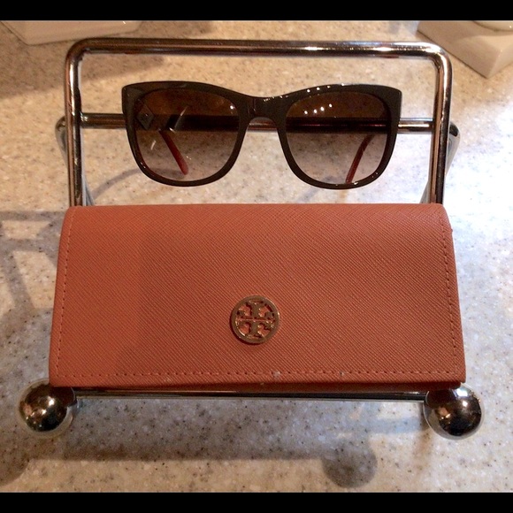 Tory Burch Sunglasses and Case - Picture 2 of 6